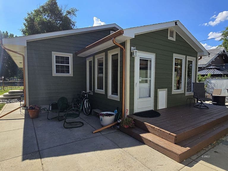 1703 Brisbin St photo 2