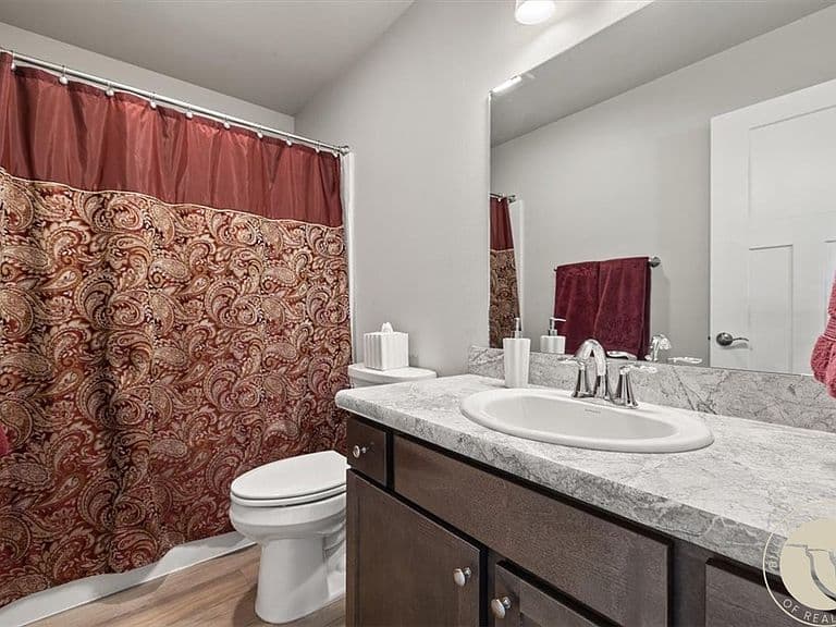821 Hermosa St photo 5