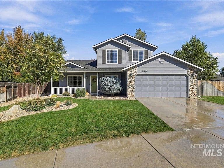 16850 N Gentry Dr photo 2
