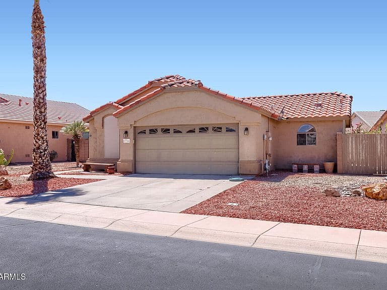 17744 N FIESTA Drive photo 3