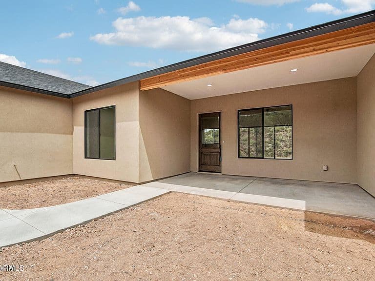 2246 E MANANA Road photo 3