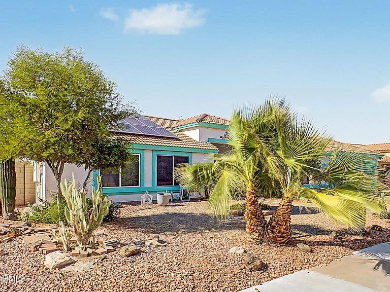 1756 E PARK Street photo 5