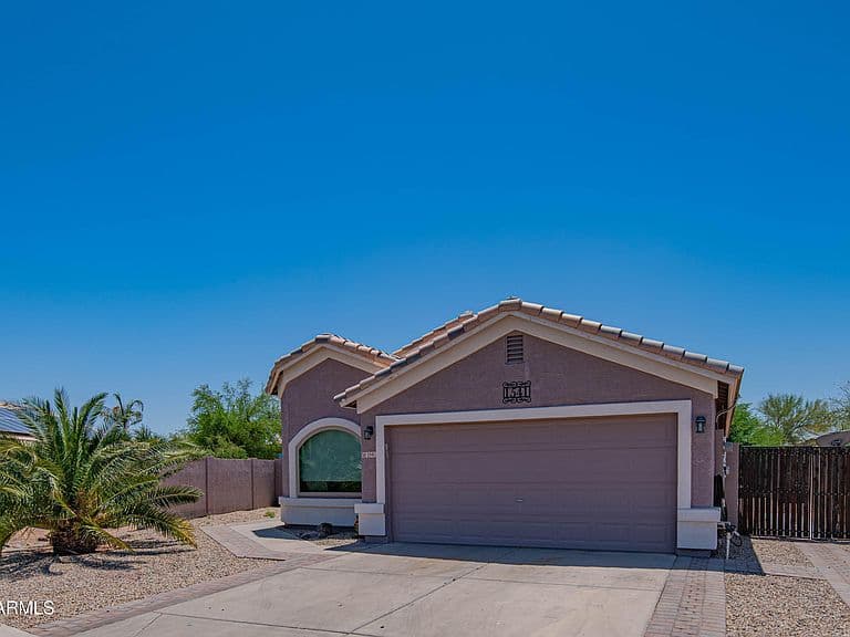 1541 E PEREGRINE Trail photo 4