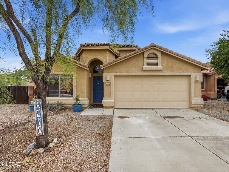 7926 W Moonfire Ct photo 1
