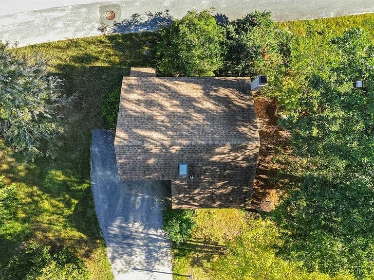 144 Coburn Woods Drive photo 3