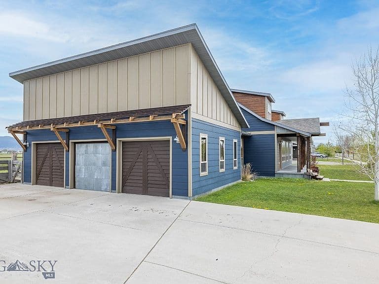 1704 Roundup Blvd photo 5