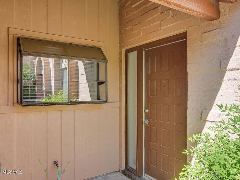 4215 E Presidio Rd photo 3