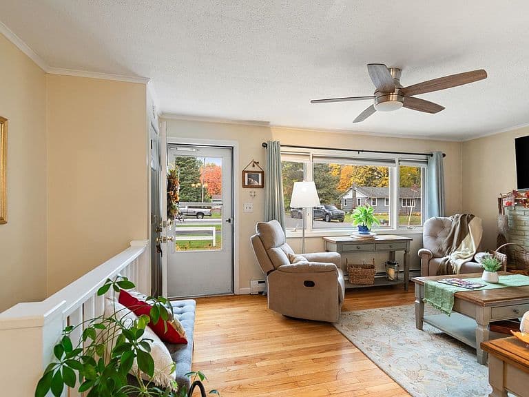26 Sunset Drive photo 5