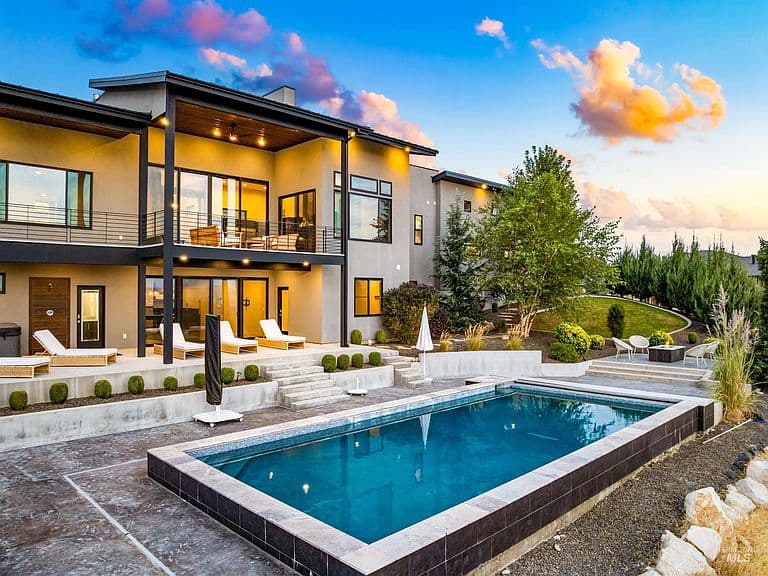 3246 E Windsong Dr photo 5