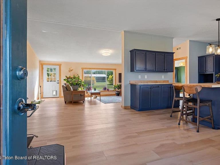 700 Elk Thistle Dr photo 3