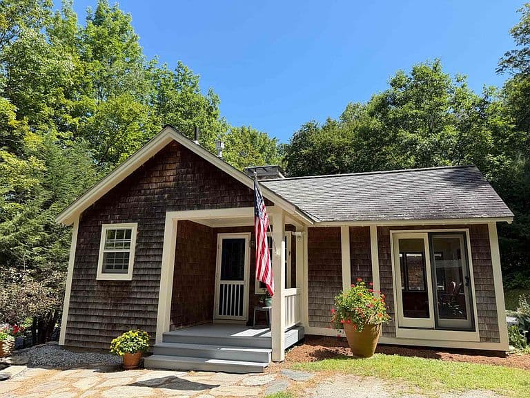 245 S. Wardsboro Road photo 4