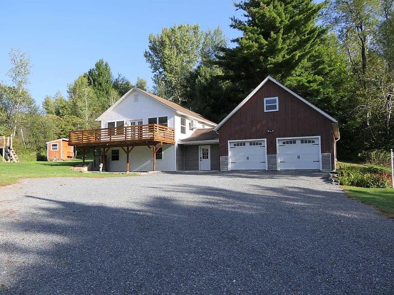 1527 VT RTE 105 photo 3