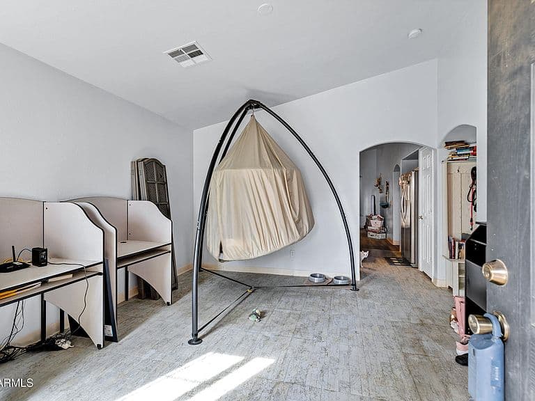 22258 W Twilight Trl photo 4