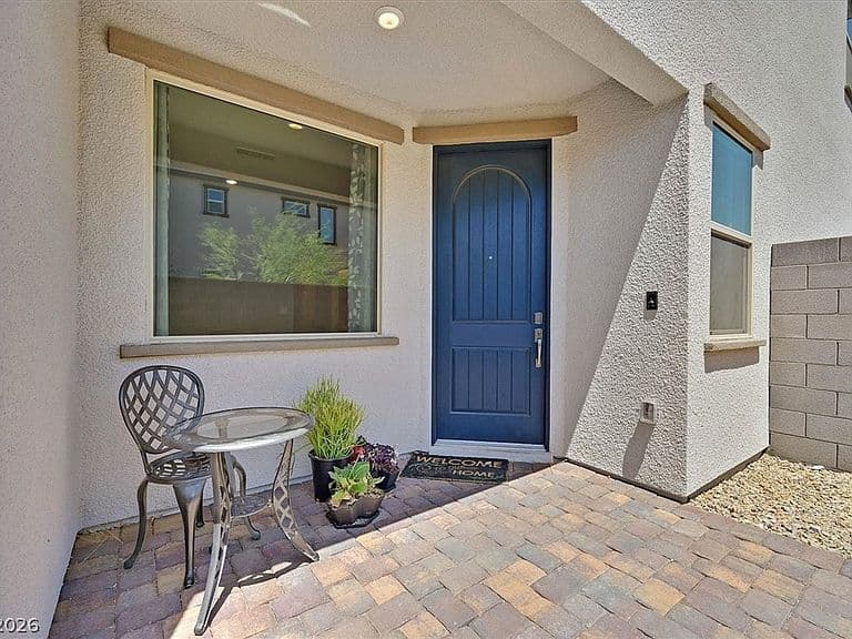 9316 Cruz St photo 2