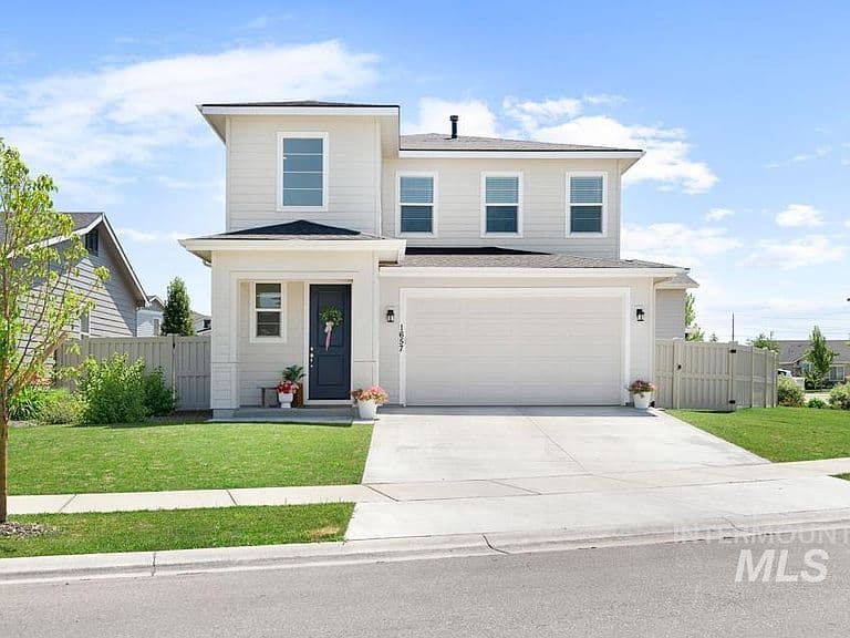 1657 W Whistleberry St photo 1