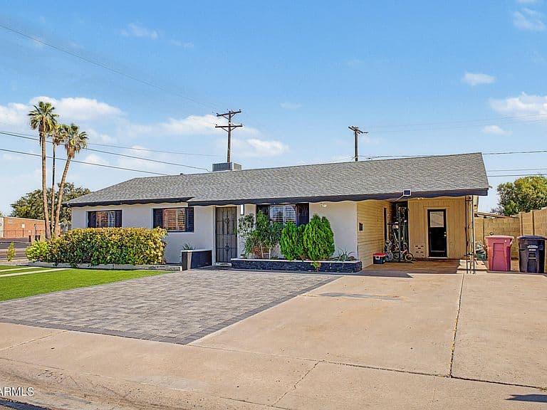 7543 E MCKINLEY Street photo 5