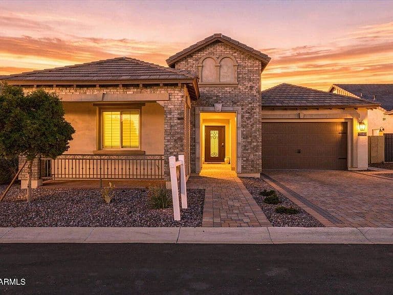 8146 E JUNE Street photo 3