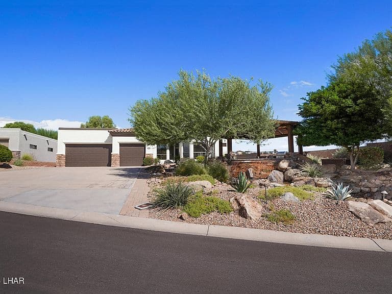 3495 N Arnold Palmer Dr photo 3