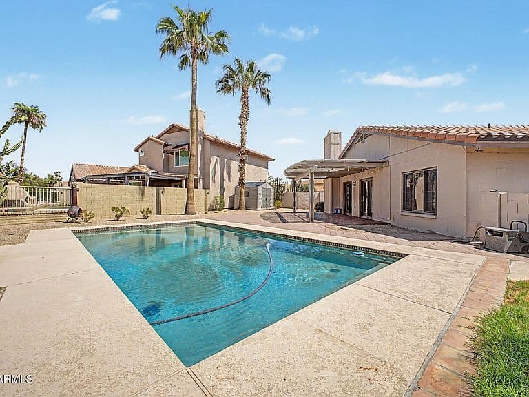 5404 E FAIRFIELD Street photo 1