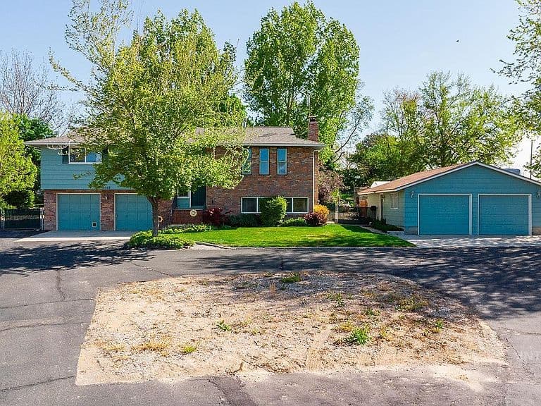 12668 Wild Rose Ln photo 1