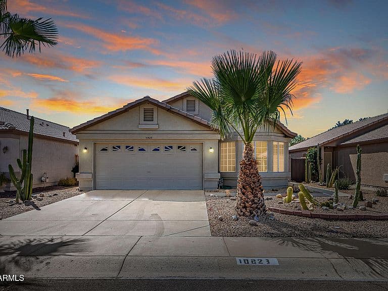 10523 W MOHAWK Lane photo 5