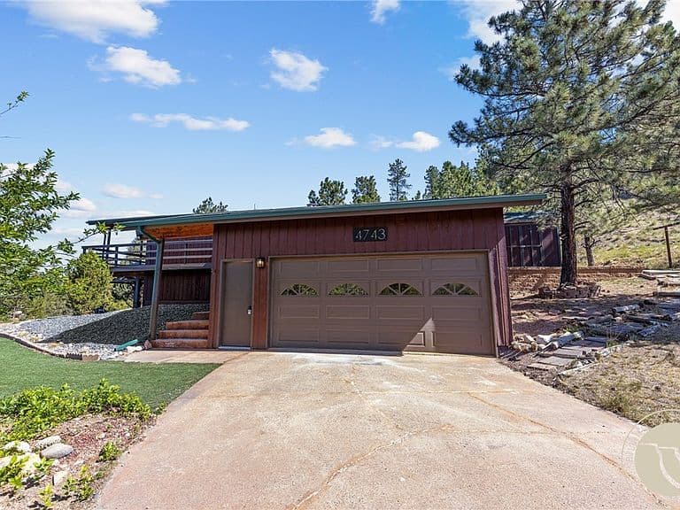 4743 Cave Rd photo 2