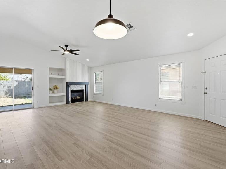 9354 E Naranja Avenue photo 3