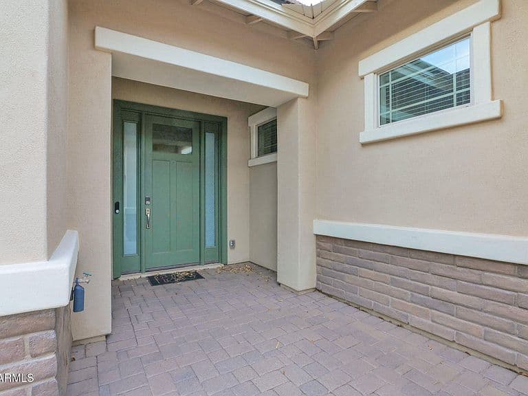 10614 E LINCOLN Avenue photo 4