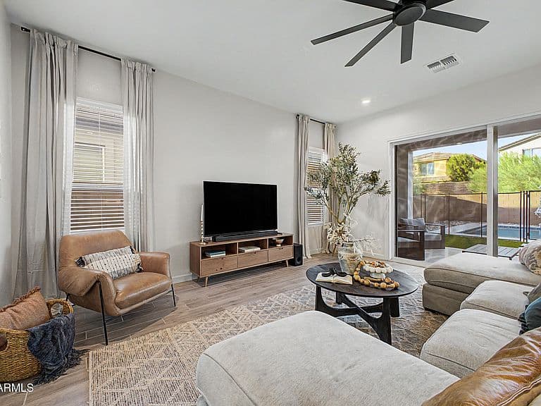 5956 E SINCLAIR Street photo 5