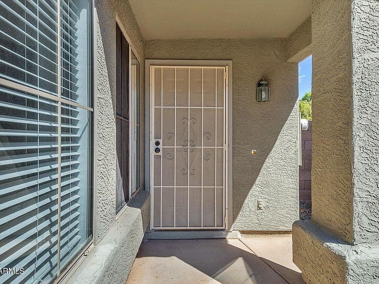 15022 W BOTTLE TREE Avenue photo 4