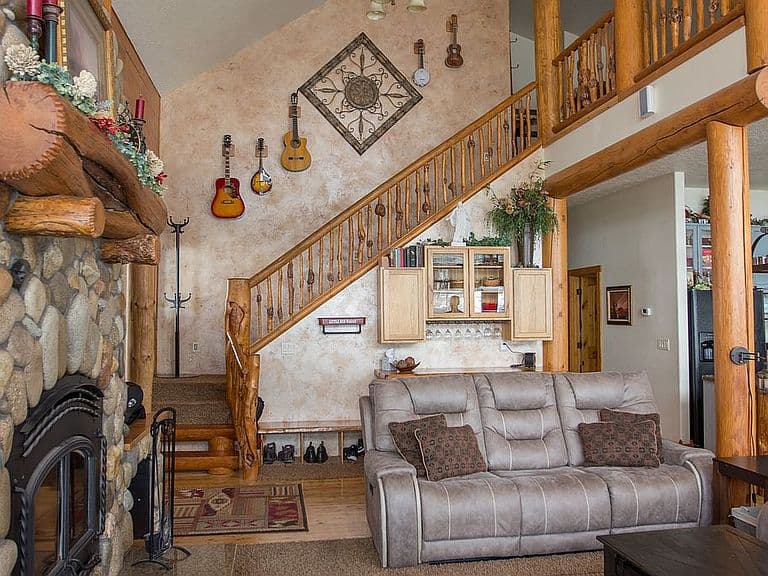 10 Creekside Ct photo 5