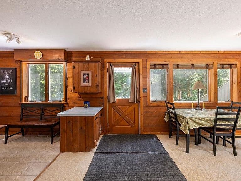 1221 Brook Road photo 5