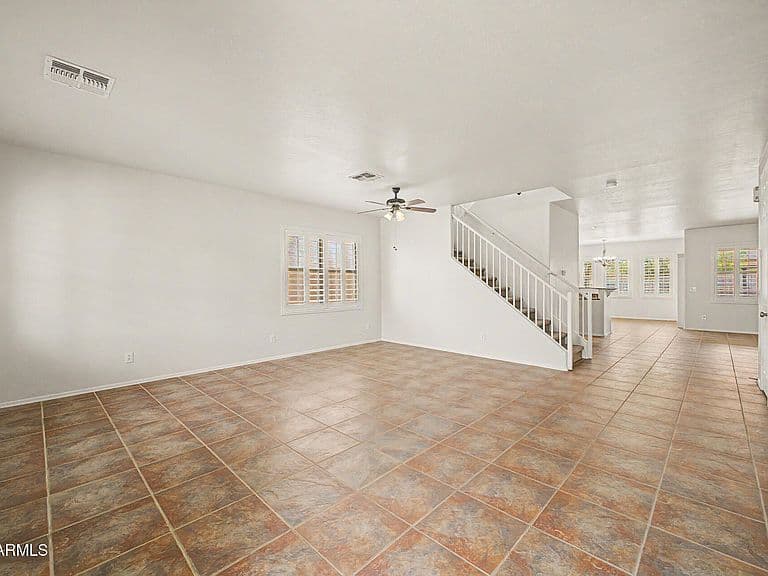 3125 W LUCIA Drive photo 5