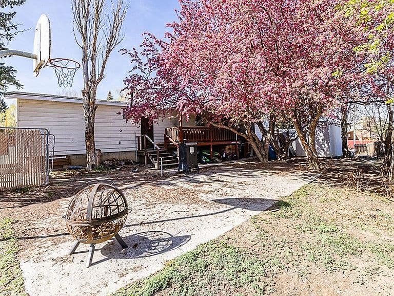671 Big Horn St photo 5