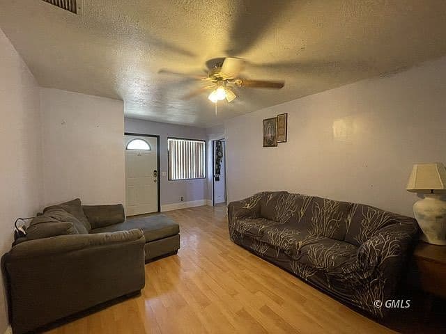 6018 S Calle De Loma photo 2