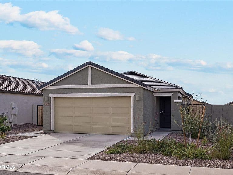 12027 E Primrose Ln photo 2