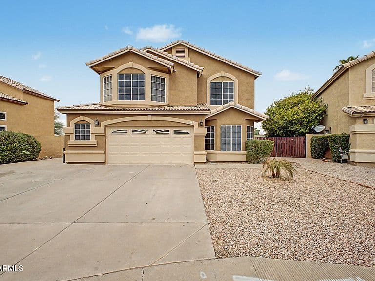 2712 S SAWYER Circle photo 2