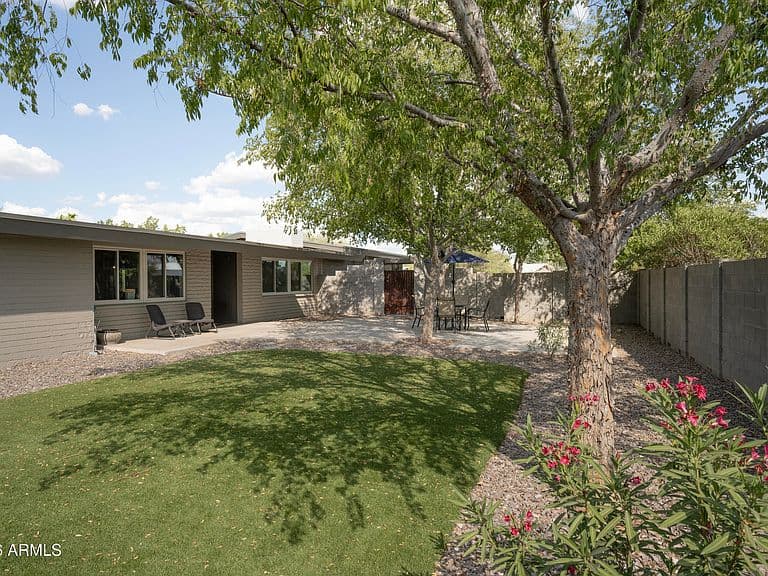 12202 N 67th Street photo 5