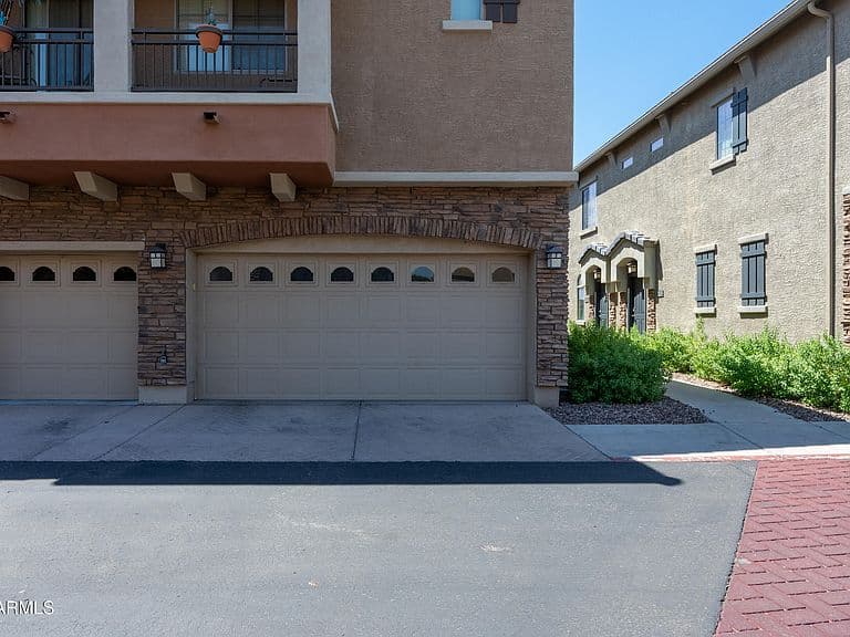 1350 S GREENFIELD Road #1157 photo 2