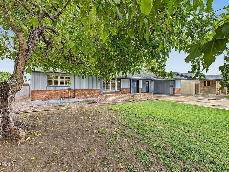 720 N KAREN Drive photo 2