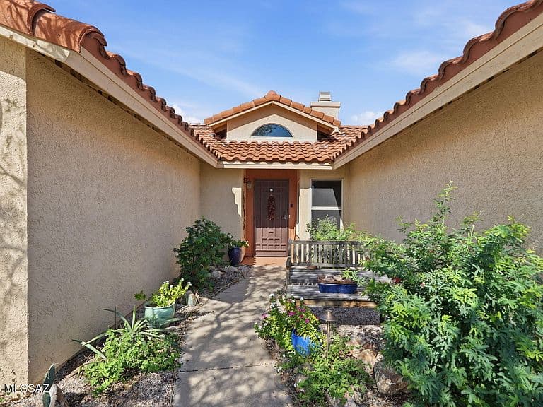 1211 N Avenida Canon Del Cajon photo 2