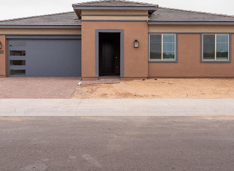 17641 W HIGHLAND Avenue photo 1