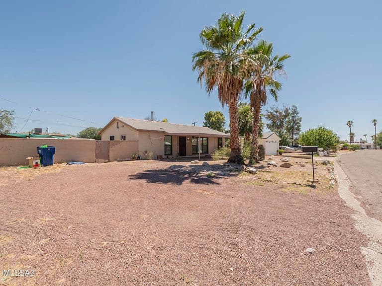 5632 E Calle Aurora photo 5