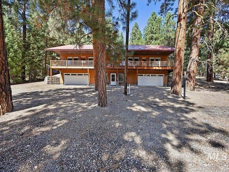 4389 N Pine Featherville Rd photo 1