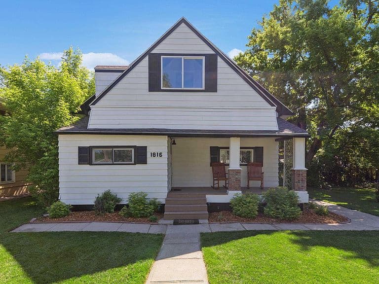 1816 Evergreen Dr photo 2