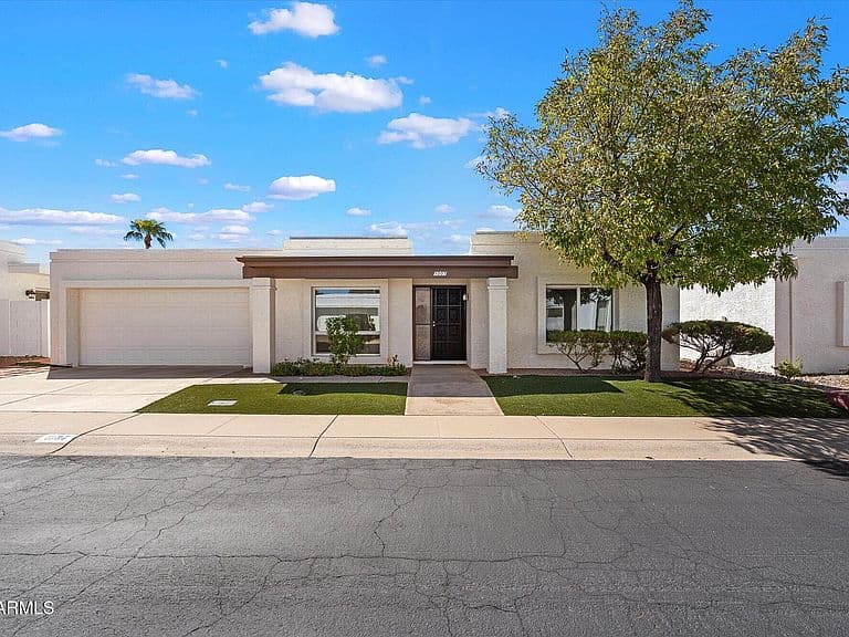 1007 E VILLA MARIA Drive photo 1