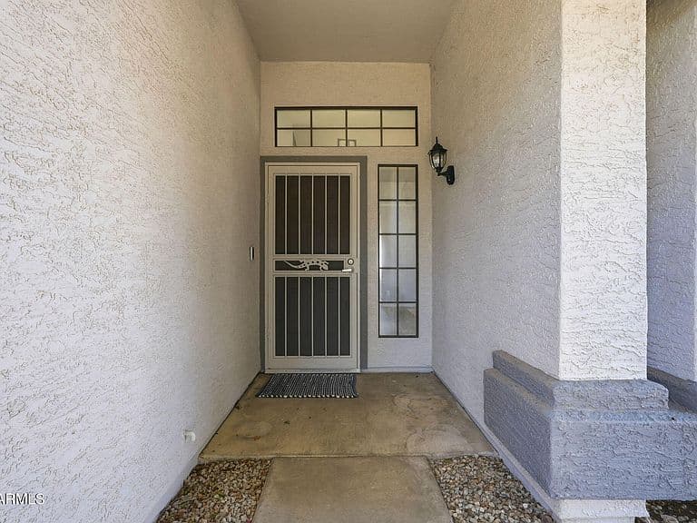 2336 N ROCA -- photo 5