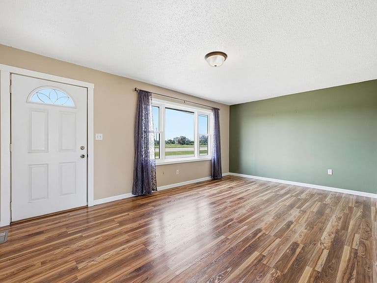 6378 Highway 10 photo 5