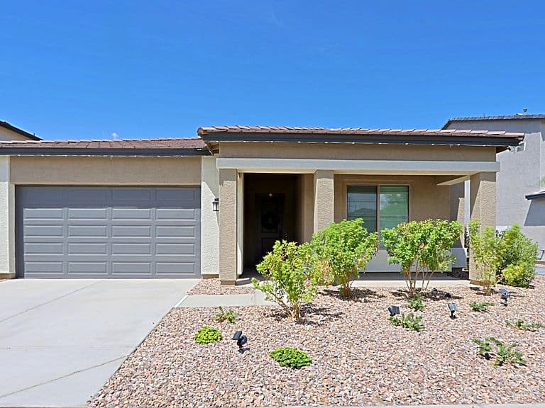 4932 W CAPISTRANO Avenue photo 2