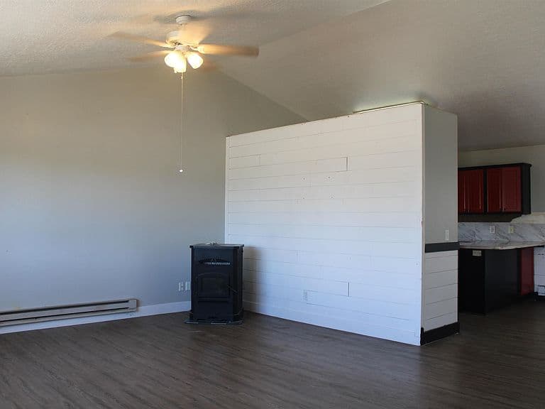 620 Frosty Ct photo 2